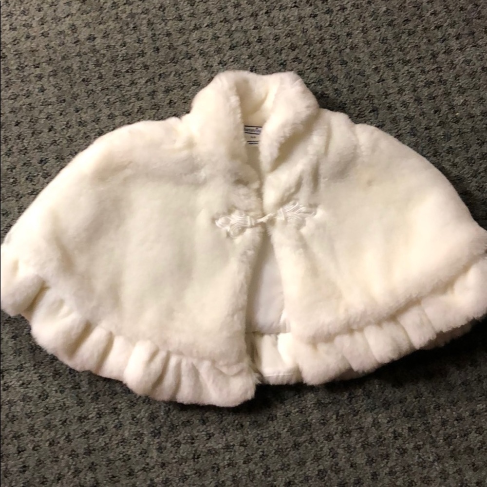 Hartstrings white faux fur cape and matching muff